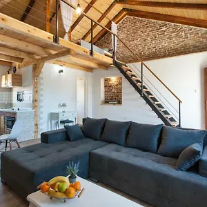 https://apartments-pepi-kastela.hotels-in-trogir.com