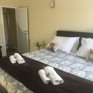 https://staysplitbay.hotels-in-trogir.com